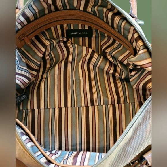 VINTAGE Y2K NINE WEST CANVAS HAND BAG W/PUC TRIM ~ EXCELLENT CONDITION - Picture 4 of 6